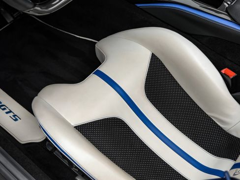 Used 2022 Ferrari 812 GTS RWD image 48