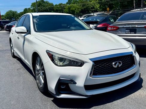 Used 2020 INFINITI Q50 Luxe w/ Essential Package (3.0T Luxe) AWD/4WD image 3