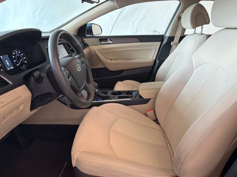 Used 2017 Hyundai Sonata Sport FWD image 12