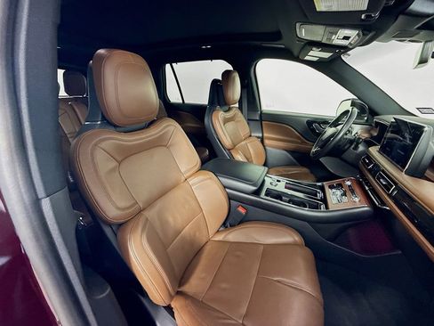 Used 2021 Lincoln Aviator Reserve w/ Equipment Group 201A image 30