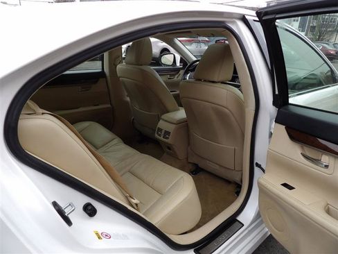 Used 2015 Lexus ES 350 image 15