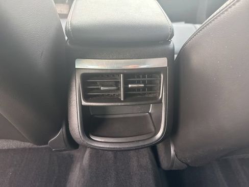 Used 2015 Chevrolet Impala LT w/ Convenience Package FWD image 10