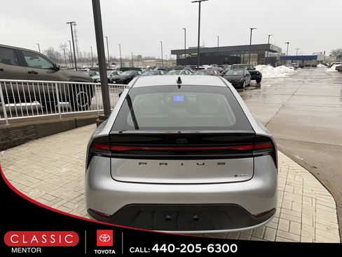 New 2026 Toyota Prius LE image 6