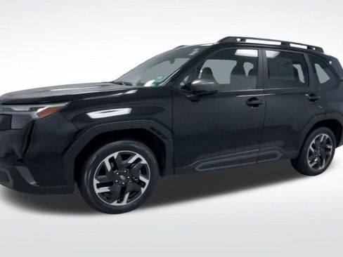 Certified 2025 Subaru Forester Limited image 5