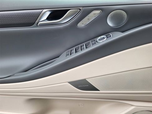 New 2026 Genesis G80 2.5T Sport Prestige image 8