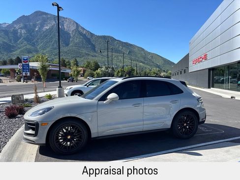 Certified 2024 Porsche Macan GTS AWD/4WD image 1