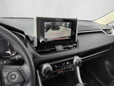 Used 2024 Toyota RAV4 LE AWD/4WD image 9