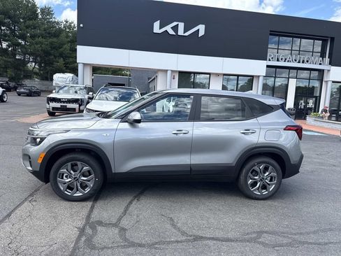 New 2026 Kia Seltos LX AWD/4WD image 2
