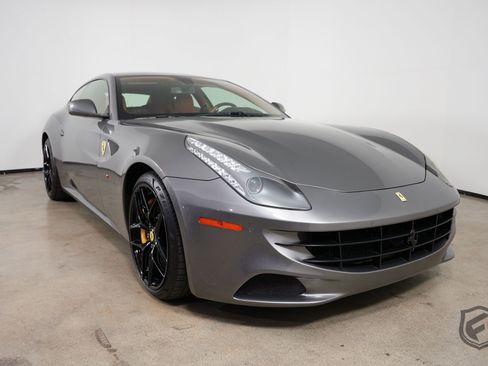 Used 2012 Ferrari FF image 2