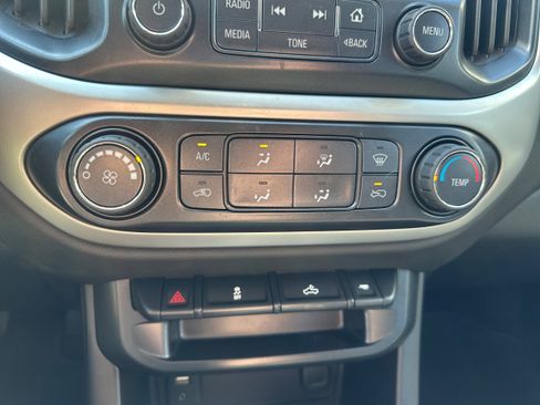 Used 2016 Chevrolet Colorado LT AWD/4WD image 30