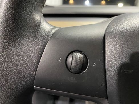 Used 2020 Tesla Model Y Performance image 18