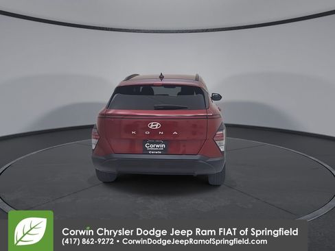 Used 2025 Hyundai Kona SEL image 13