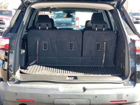 Used 2019 Chevrolet Traverse LT w/ LPO, Blackout Package image 30