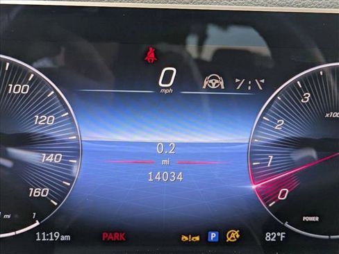 Used 2024 Mercedes-Benz GLS 450 4MATIC image 9