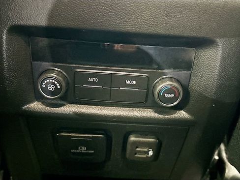 Used 2023 Chevrolet Traverse RS w/ LPO, Floor Liner Package AWD/4WD image 26