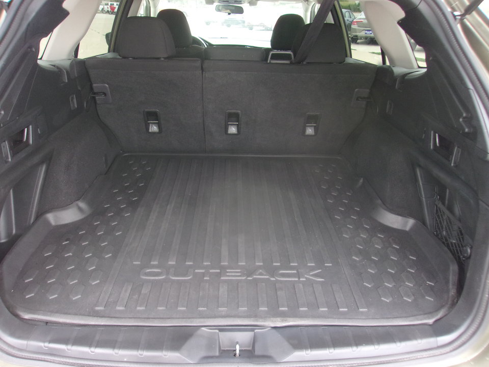 Used 2022 Subaru Outback Premium AWD/4WD image 18