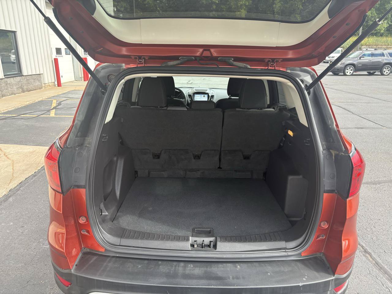 Used 2019 Ford Escape SE AWD/4WD image 16