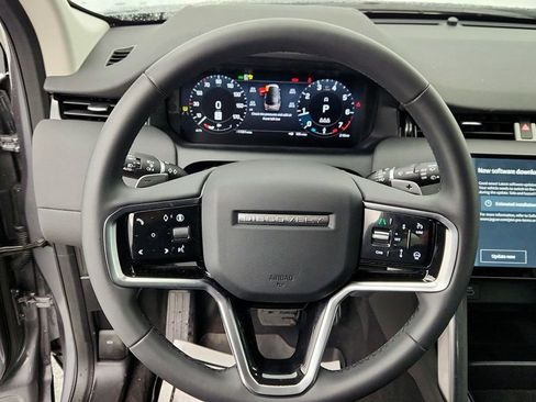 Used 2025 Land Rover Discovery Sport S image 13