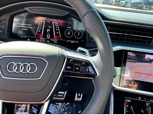 Certified 2025 Audi RS 6 performance AWD/4WD image 25