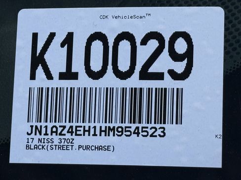 Used 2017 Nissan 370Z NISMO image 34