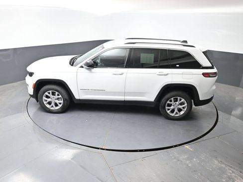 Used 2022 Jeep Grand Cherokee Limited AWD/4WD image 47