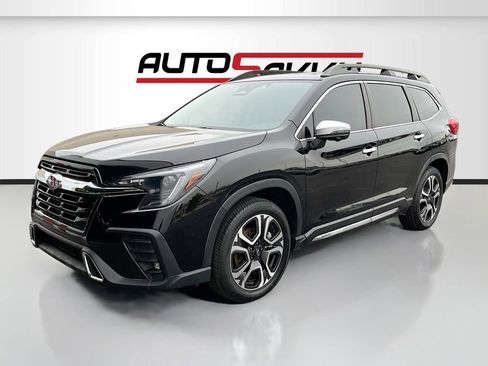 Used 2023 Subaru Ascent Touring image 3