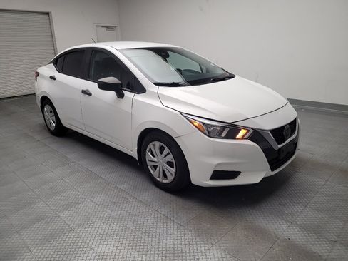 Used 2020 Nissan Versa S image 13
