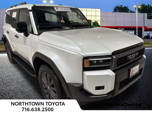 Used 2025 Toyota Land Cruiser image 1
