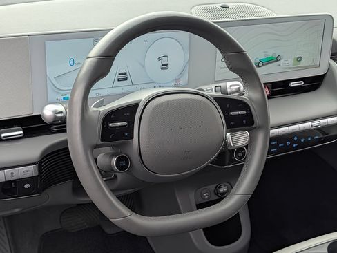 Certified 2024 Hyundai Ioniq 5 SEL RWD image 18