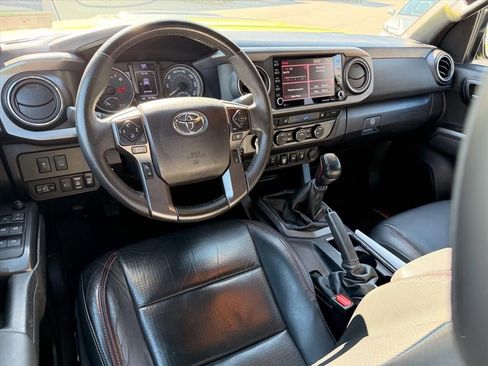 Used 2022 Toyota Tacoma TRD Pro image 11