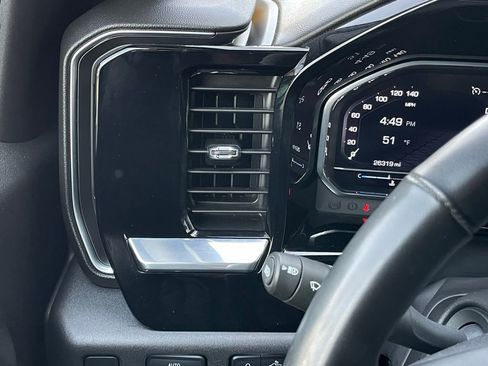 Used 2025 GMC Sierra 1500 SLT image 14