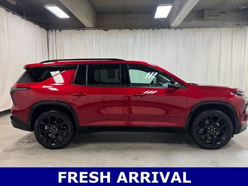 Used 2024 Chevrolet Traverse RS w/ LPO, Floor Liner Package AWD/4WD image 4