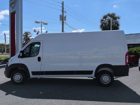 Used 2026 RAM ProMaster 2500 w/ Convenience Group FWD image 6