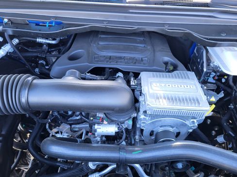 New 2026 RAM 1500 Laramie w/ Night Edition AWD/4WD image 24
