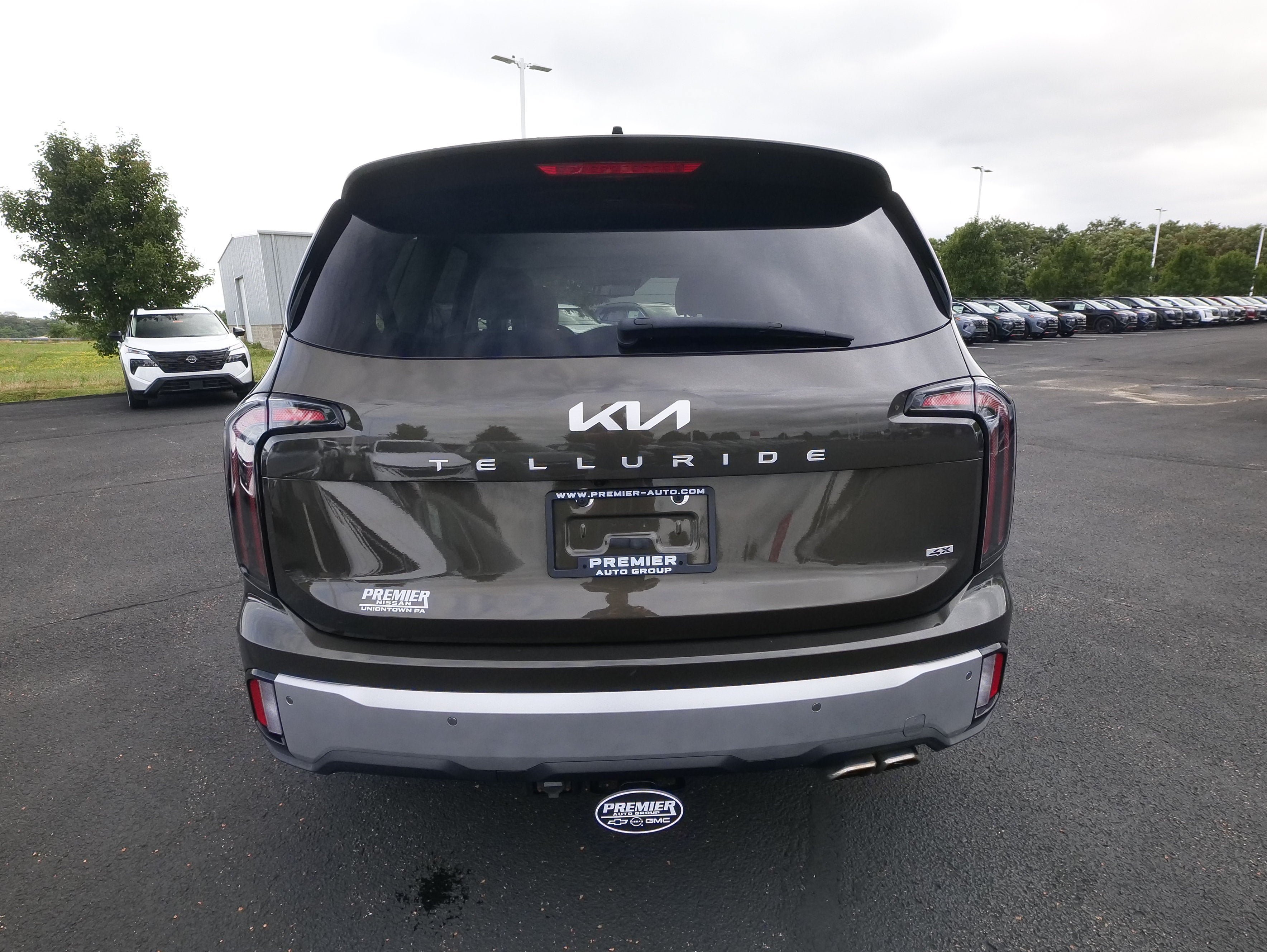 Used 2024 Kia Telluride EX w/ EX Captain's Chair Package AWD/4WD image 7