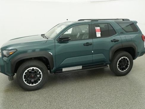 New 2026 Toyota 4Runner TRD Off-Road Premium image 2