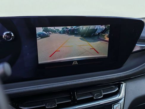 Used 2024 Buick Envista Sport Touring w/ Convenience I Package FWD image 20