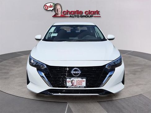 Certified 2025 Nissan Sentra S image 9