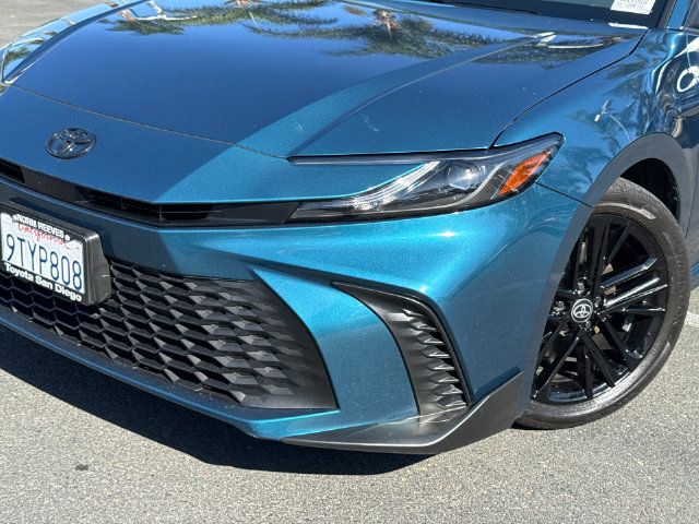 Certified 2025 Toyota Camry SE w/ Convenience Package FWD image 3