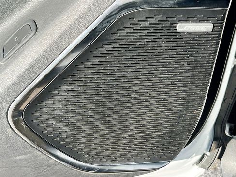 Used 2024 GMC Acadia Elevation w/ Black Edition image 19