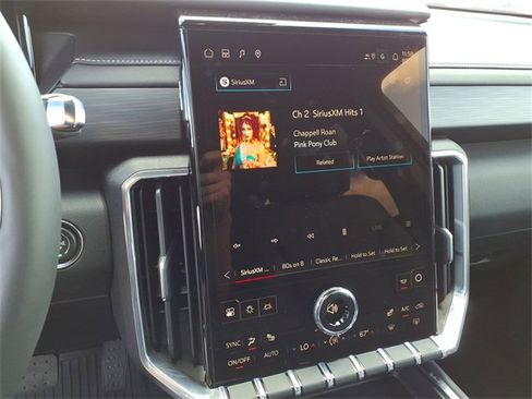 New 2026 GMC Acadia Elevation w/ Elevation Premium Package image 13