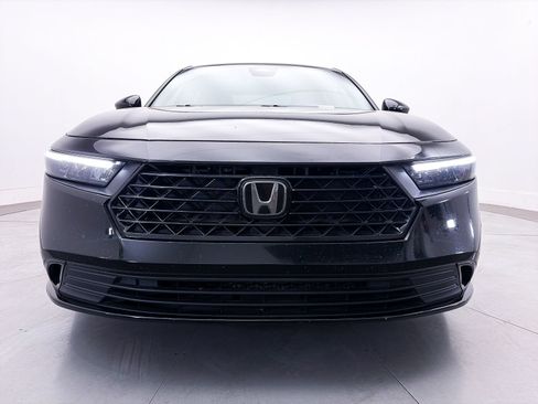 Used 2023 Honda Accord Sport image 14