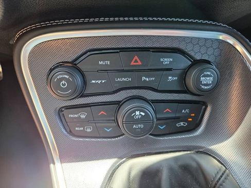 Certified 2018 Dodge Challenger SRT RWD image 27