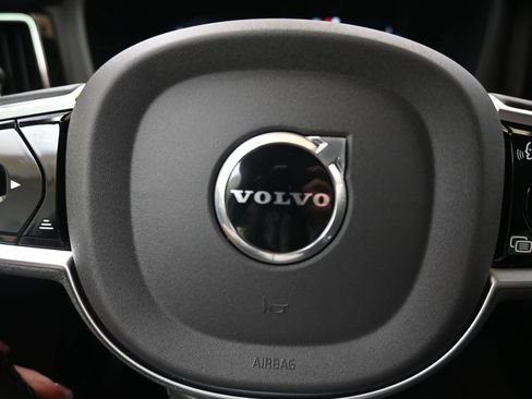 New 2026 Volvo XC60 B5 Plus w/ Protection Package Premier image 28