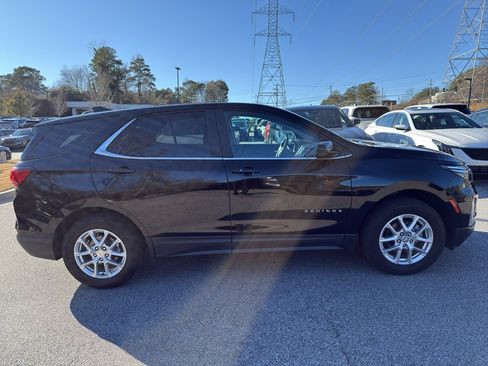 Used 2023 Chevrolet Equinox LT image 4