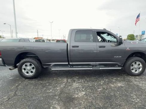 Used 2024 RAM 3500 Big Horn w/ Level 2 Equipment Group AWD/4WD image 9