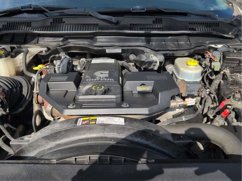 Used 2018 RAM 2500 Longhorn image 39