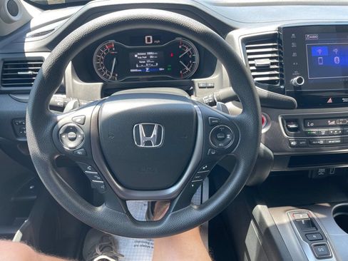 Used 2023 Honda Ridgeline Sport image 12
