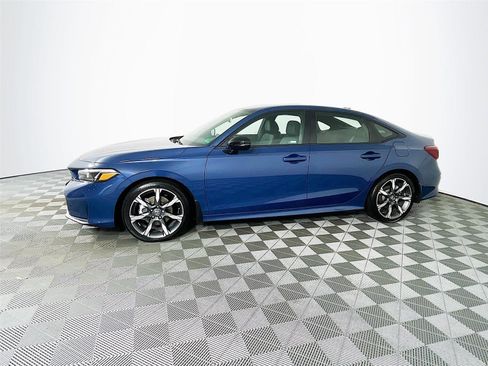 Certified 2025 Honda Civic Sport Touring image 4