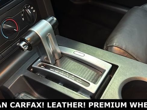 Used 2005 Ford Mustang GT Premium image 15
